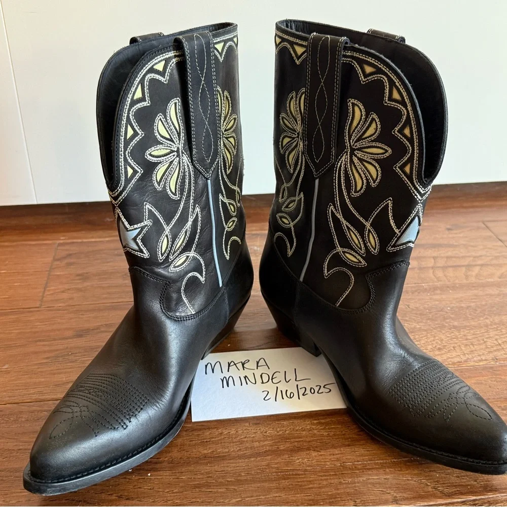 Golden Goose Wish Star Boot in Black and Yellow Embroidery 7 - Picture 5 of 10